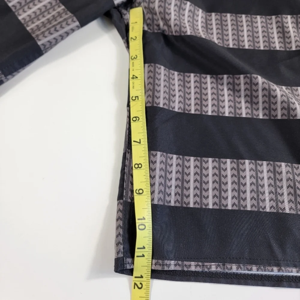 VANS Vanphibian Series Hybrid Black grey striped boardShorts, Size 16 (30)